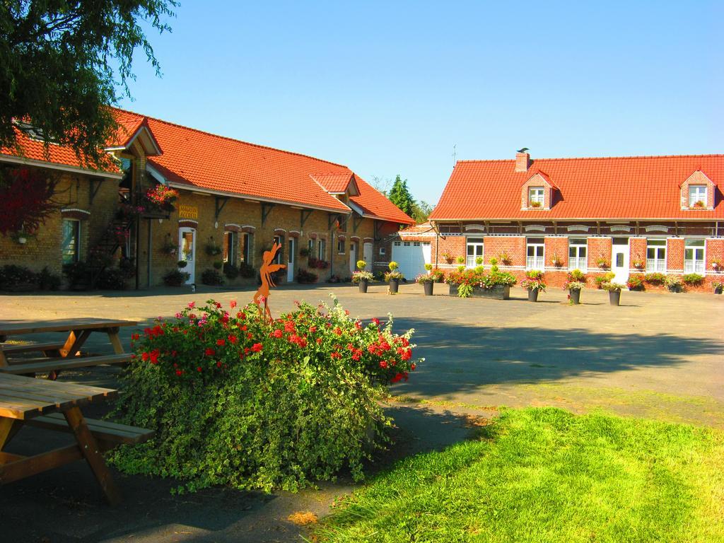 Camping Ferme Des Saules Hotel Bailleul  Exterior foto